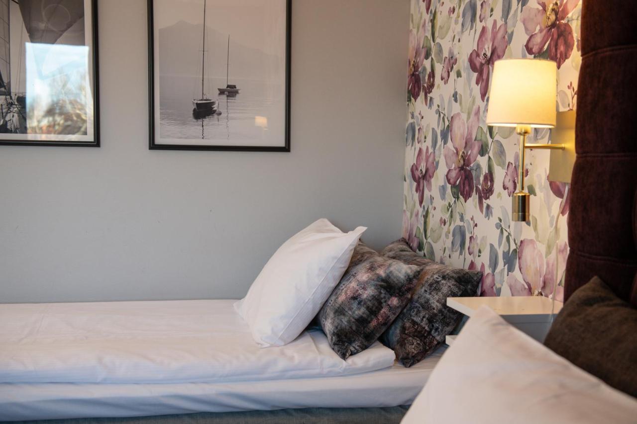 Borlänge Quality Hotel Galaxen מראה חיצוני תמונה