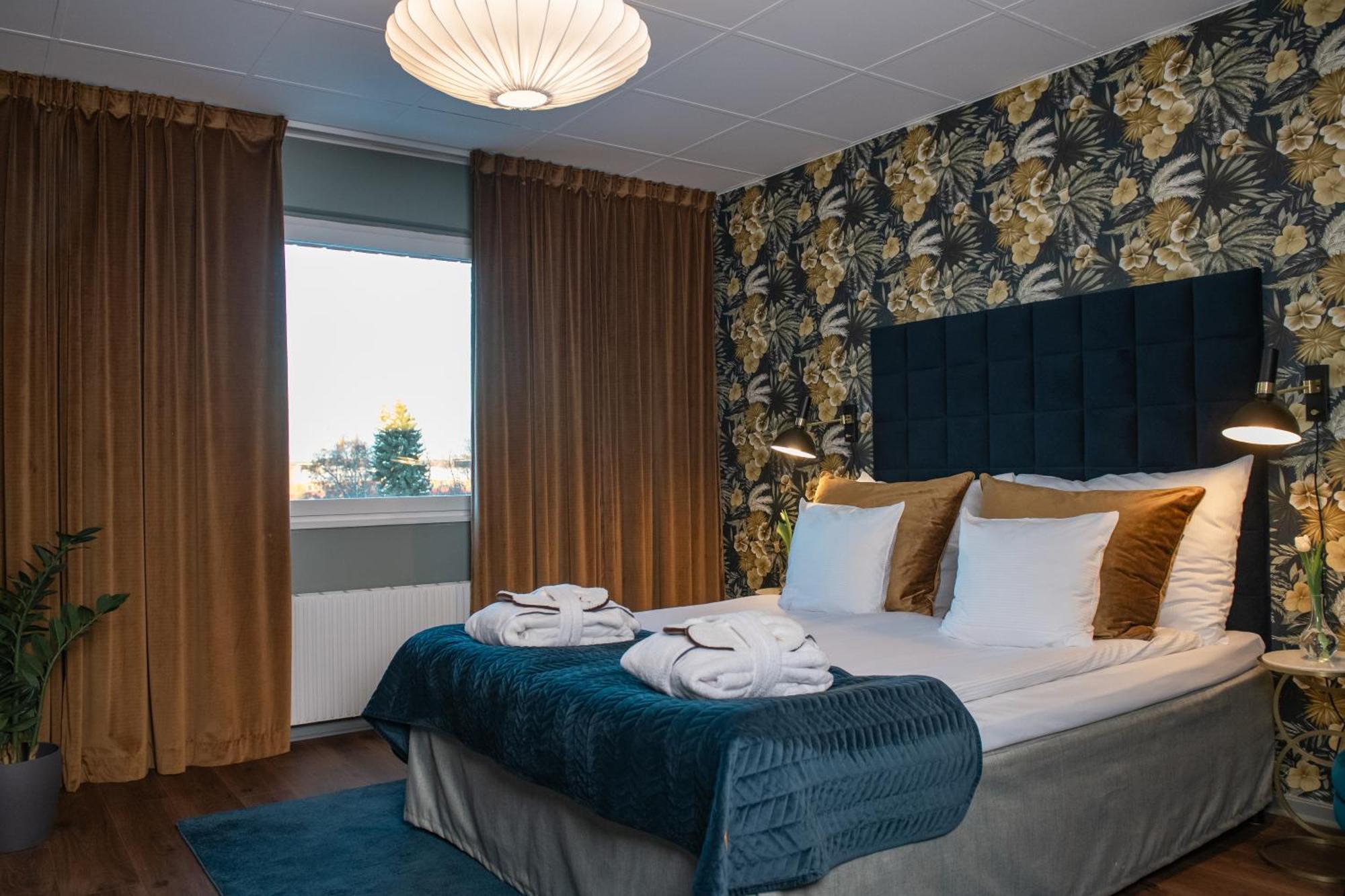 Borlänge Quality Hotel Galaxen מראה חיצוני תמונה