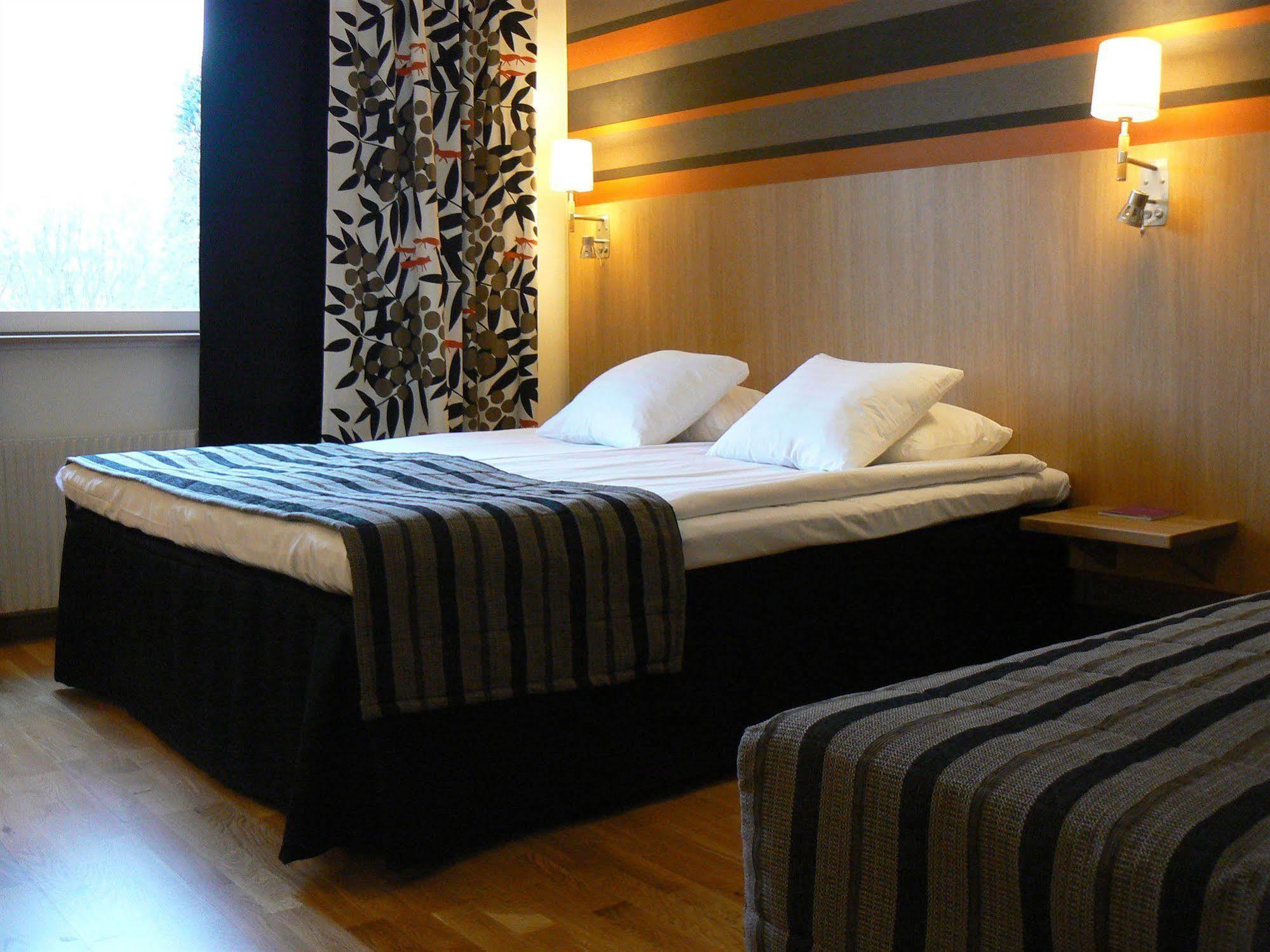 Borlänge Quality Hotel Galaxen מראה חיצוני תמונה